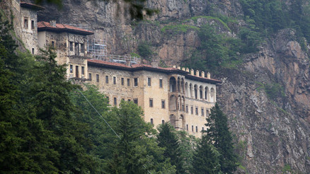 Sümela Manastırı restorasyonun ardından yeniden ziyarete açılacak