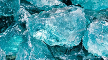 Akuamarin (Aquamarine) Taşı Nedir, Nerelerde Ve Nasıl Bulunur Akuamarin Taşı Nasıl Anlaşılır Özellikleri Ve Faydaları