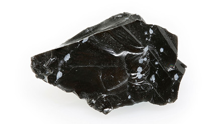 Obsidyen Taşı Nedir, Nerelerde Ve Nasıl Bulunur Obsidyen Taşı Nasıl Anlaşılır Özellikleri Ve Faydaları
