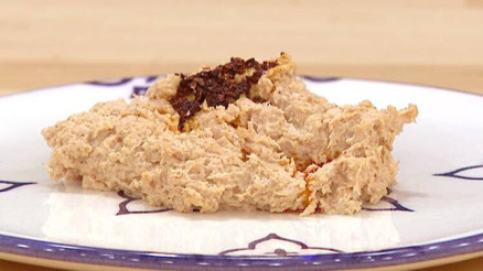 Çerkez tavuğu nasıl yapılır, malzemeleri neler Kolay ve pratik çerkez tavuğu tarifi ve yapımı