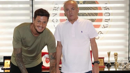 İlk imza Diego’dan