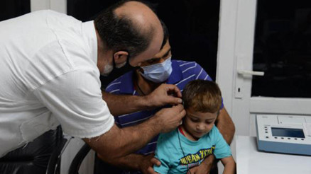 Minik Süleyman, işitme cihazına kavuştu