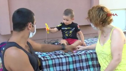 Kas hastası Çınar bebek, online fizik tedavi ile hayata tutunuyor
