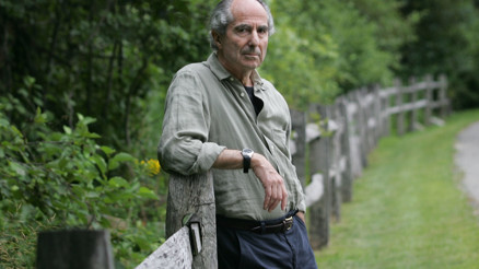 Philip Roth’tan patafizik bir roman: İnsan Lekesi Philip Roth’tan patafizik bir roman: İnsan Lekesi