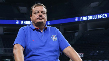 Anadolu Efes Başantrenörü Ergin Ataman: 39-40 yaşındaki Emre Belözoğlu...