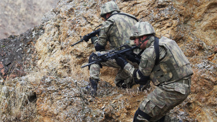 Son dakika haberler... İçişleri Bakanı Soylu: 1i turuncu, 2si gri kategoride 5 terörist etkisiz hale getirildi