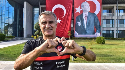 Şenol Güneş: Kulüp takımlarına dönmeyi düşünmüyorum, hedefim Dünya Kupası...