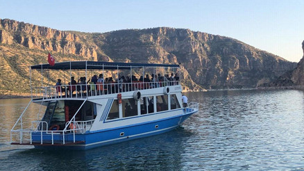 Burası Ege kanyonları değil... Siirt Botan Vadisi görenleri büyülüyor