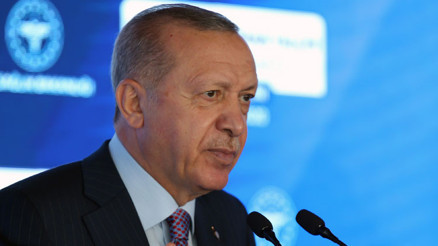 Son dakika haberler... Cumhurbaşkanı Erdoğandan sert mesaj: Türkiye ahlâksız haritaları yırtıp atar