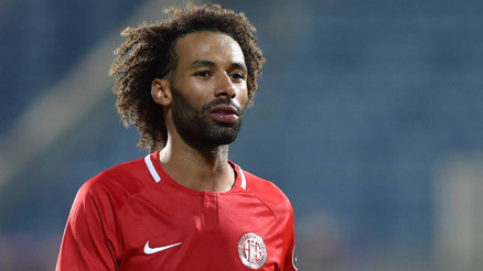 Tamer Tunadan Nazım Sangare için transfer açıklaması Tamer Tunadan Nazım Sangare için transfer açıklaması