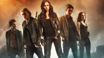 Shadowhunters dizisinin konusu nedir Kaç bölüm ve sezon Shadowhunters oyuncuları (Oyuncu kadrosu) listesi