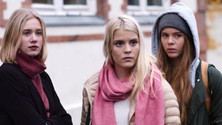 Skam dizisinin konusu nedir Kaç bölüm ve sezon Skam oyuncuları (Oyuncu kadrosu) listesi Skam dizisinin konusu nedir Kaç bölüm ve sezon Skam oyuncuları (Oyuncu kadrosu) listesi