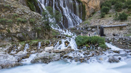 Bundan sonra adından sık sık bahsettirecek 5 muhteşem şelale