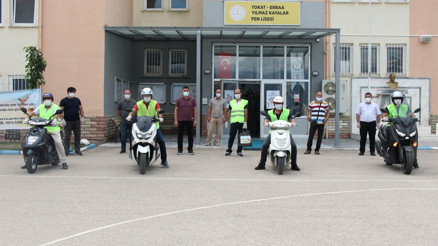 Moto-öğretmen timi Moto-öğretmen timi