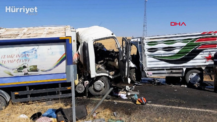 Diyarbakırda çöp kamyonuyla kamyonet çarpıştı: 2 ölü, 2 yaralı