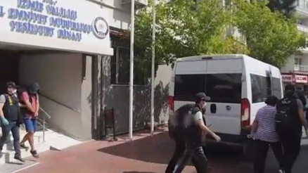 İzmir merkezli yaz tatili vurgunu İzmir merkezli yaz tatili vurgunu