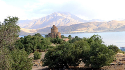 Akdamar Adasının ziyaretçisi pandemi nedeniyle azaldı