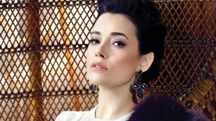 Özgü Namal kimdir kaç yaşında nereli Özgü Namalın oynadığı diziler ve hayatı Özgü Namal kimdir kaç yaşında nereli Özgü Namalın oynadığı diziler ve hayatı