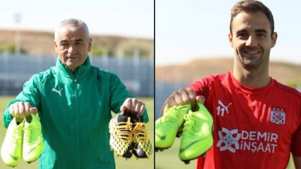 Sivassporda Rıza Çalımbay ve futbolcular, DMD hastalığına dikkat çekti