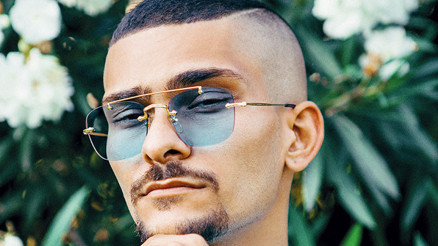 Yarın başımıza bir şey gelecekmiş gibi yaşıyorum