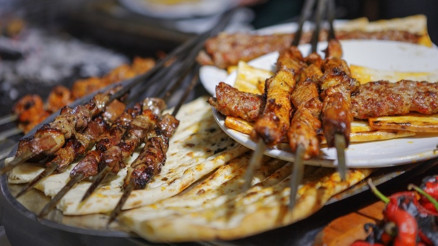 Ciğer kebabı neden kahvaltıda yeniyor Bu sorunun cevabını Başkan Karalar verdi Ciğer kebabı neden kahvaltıda yeniyor Bu sorunun cevabını Başkan Karalar verdi
