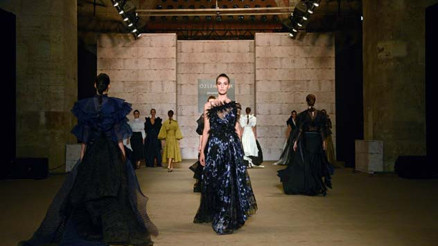 Özlem Süer İlkbahar/Yaz 2021 Koleksiyonu Özlem Süer İlkbahar/Yaz 2021 Koleksiyonu