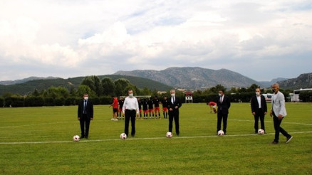 U16-17 takımlarına destek