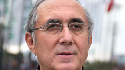 Ataol Behramoğlu kimdir