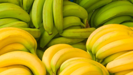 Yeşil muzları kolayca olgunlaştırmanın 3 yolu