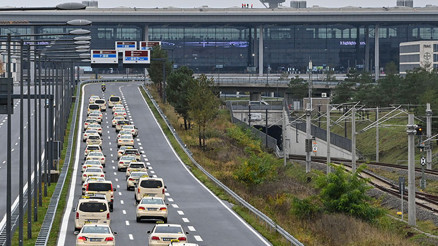 Taksicilerden BER protestosu Taksicilerden BER protestosu