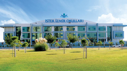 İstek İzmir Okulları’ndan örnek davranış