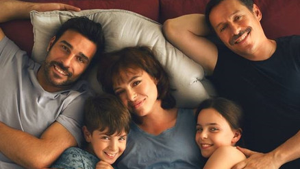 Hem salonda hem çevrim içi