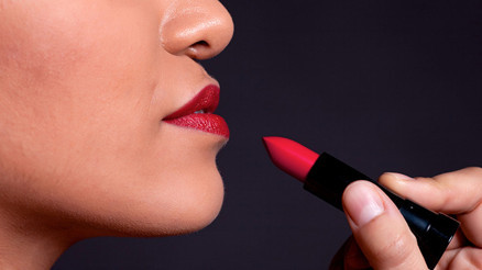 Kırmızı ruj nasıl sürülmeli İşte ipuçları...