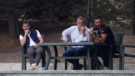 Son Dakika | Fenerbahçede Emre Belözoğlu, Selçuk Şahin ve Volkan Ballının virüs testleri antikor çıktı Son Dakika | Fenerbahçede Emre Belözoğlu, Selçuk Şahin ve Volkan Ballının virüs testleri antikor çıktı