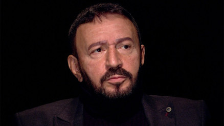 Son dakika haberi: Kuliste fenalaşan Mustafa Topaloğlu hastaneye kaldırıldı