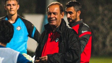 Yücel İldiz’den oyuncularına Menemenspor uyarısı