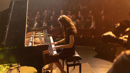 Elektronik besteler yarışıyor