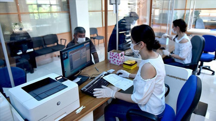 Hafta sonu nüfus müdürlükleri açık olacak mı Sınava girecekler dikkat İşte çalışma saatleri Hafta sonu nüfus müdürlükleri açık olacak mı Sınava girecekler dikkat İşte çalışma saatleri