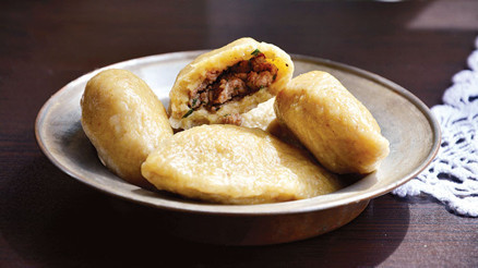 ‘Herkes kendi ailesinin büyükleriyle derin bir yemek sohbetine girse...’ ‘Herkes kendi ailesinin büyükleriyle derin bir yemek sohbetine girse...’