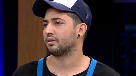 MasterChef Uğur Yılmaz Deniz neden diskalifiye oldu Uğur Yılmaz Deniz Twitterda yazdıklarıyla gündemde...