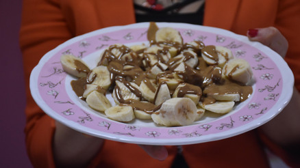 Meyve yerken üzerine tahin gezdirin Neden mi İşte cevabı... Meyve yerken üzerine tahin gezdirin Neden mi İşte cevabı...