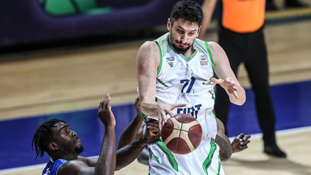 TOFAŞ 110-81 Lokman Hekim Fethiye Belediyespor