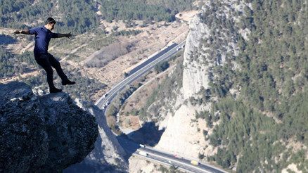 Uçurumun kenarındaymışçasına fotoğrafların adresi: Gülek Kalesi