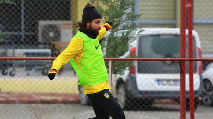 Yeni Malatyaspor, İstanbul yolcusu Fenerbahçeye karşı 2 eksik...