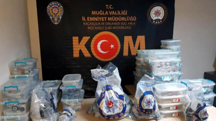 Muğla ve 3 ilçesindeki kaçakçılık operasyonlarında, 6 tutuklama