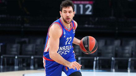 Anadolu Efes 69-72 Armani Milan