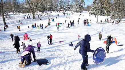 New Yorklular kar fırtınasından memnun