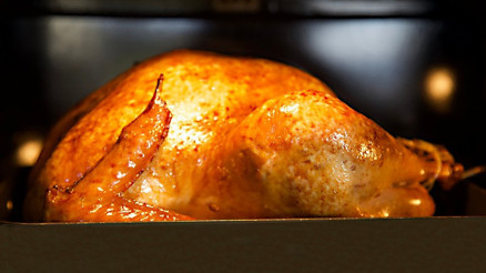 Fırında hindi nasıl pişirilir Evde fırında yılbaşı hindisi pişirmek için püf noktaları