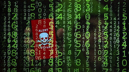 Suudi Arabistan ve BAE onlarca gazetecinin telefonunu hacklemiş