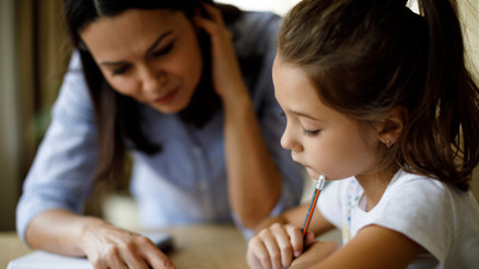 Pandemi döneminde çocukları ders çalışmaları için nasıl teşvik etmeliyiz
